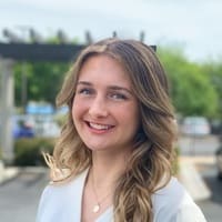 This is a photo of Katharine who is a middle school tutor at Thrive Tutoring covering all subjects.